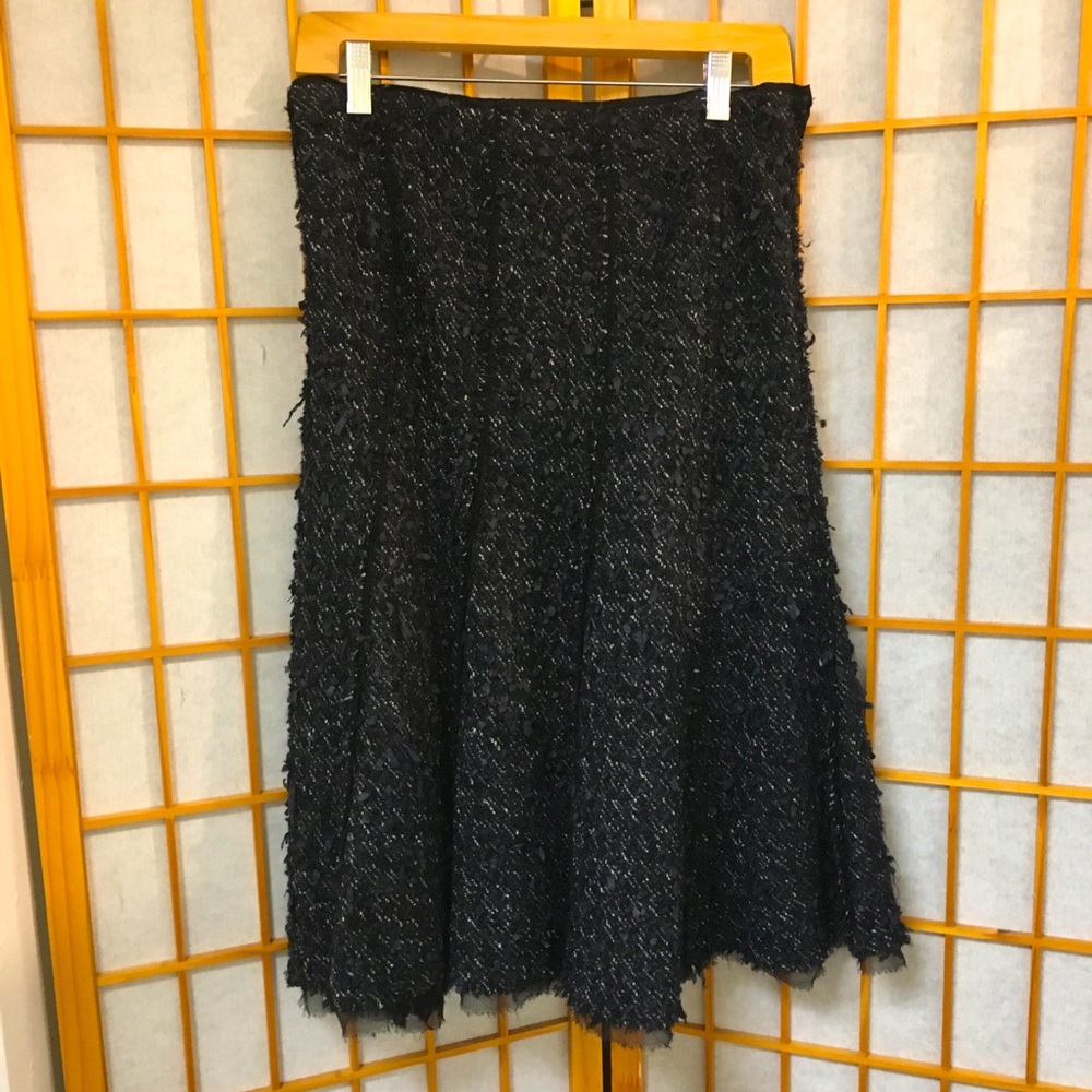 ELIE TAHARI BERGDORF GOODMAN, black wool mohair shaggy tweed skirt.